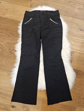 Vintage Low Rise Women’s Black Flare Pants with Front Zip Pockets